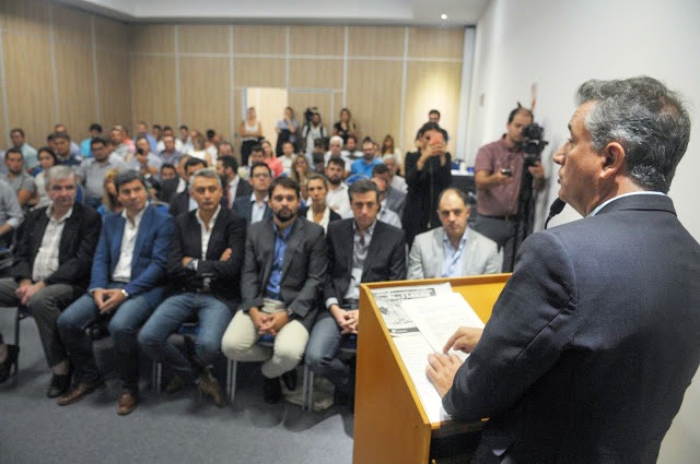 ETCHEVEHERE-FONDOS-PRODUCTORES