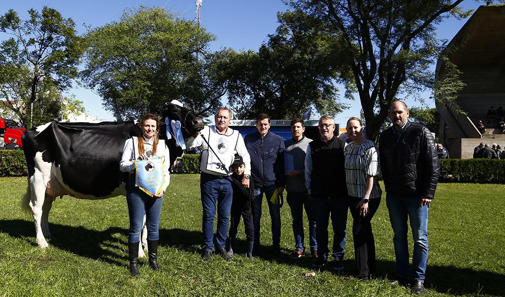 gran-campeon-hembra-todolactea