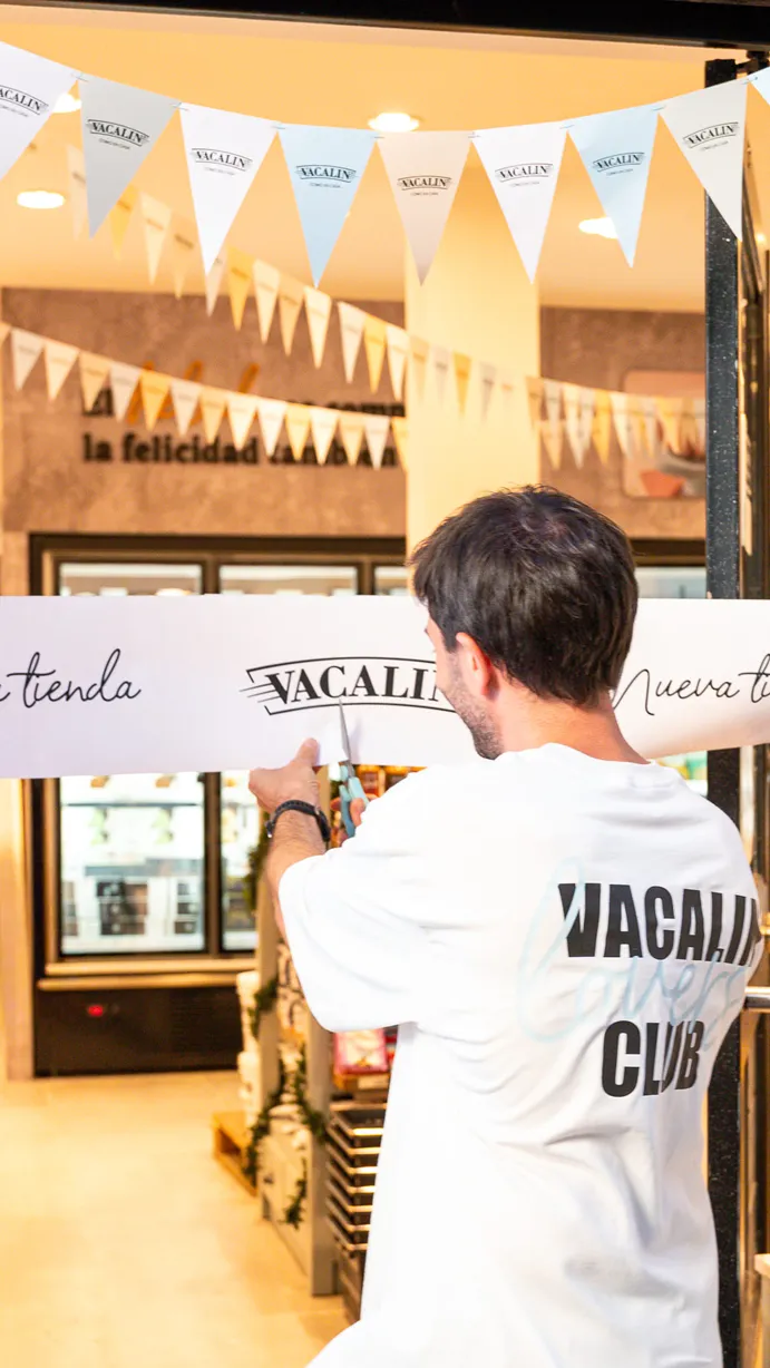 CORTE DE CINTA EN VACALIN RECOLETA