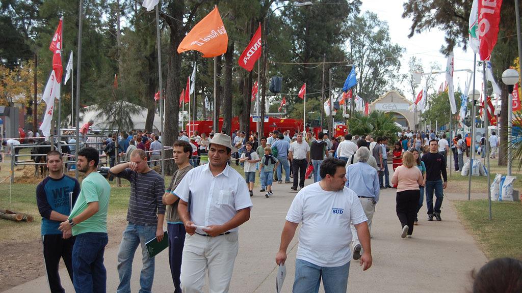 sociedad-rural-sf-muestra-grande